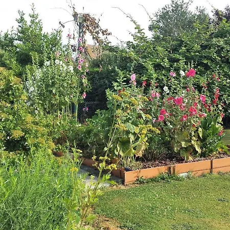 Privee Avec Salon, Garage Voiture, Vélos, Motos Séjour chez l'habitant *