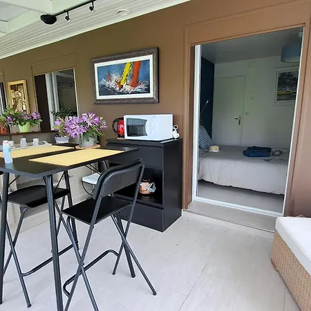 Privee Avec Salon, Garage Voiture, Velos, Motos * Tourville-sur-Arques