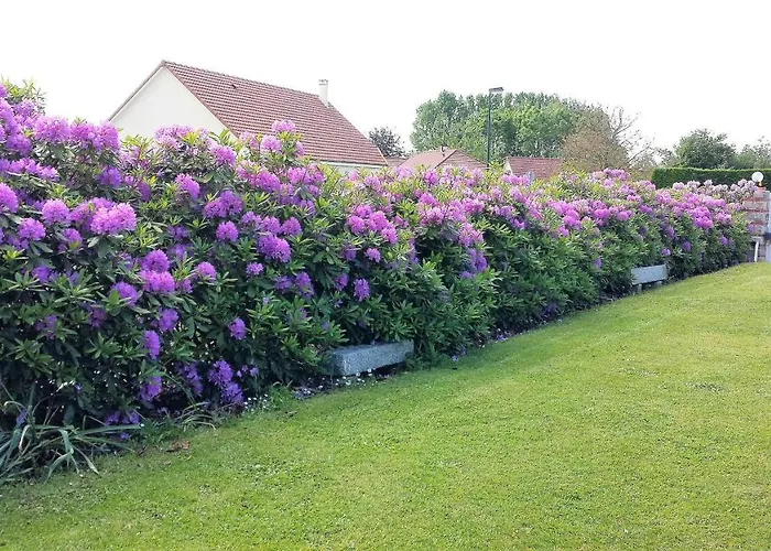 Privee Avec Salon, Garage Voiture, Velos, Motos *